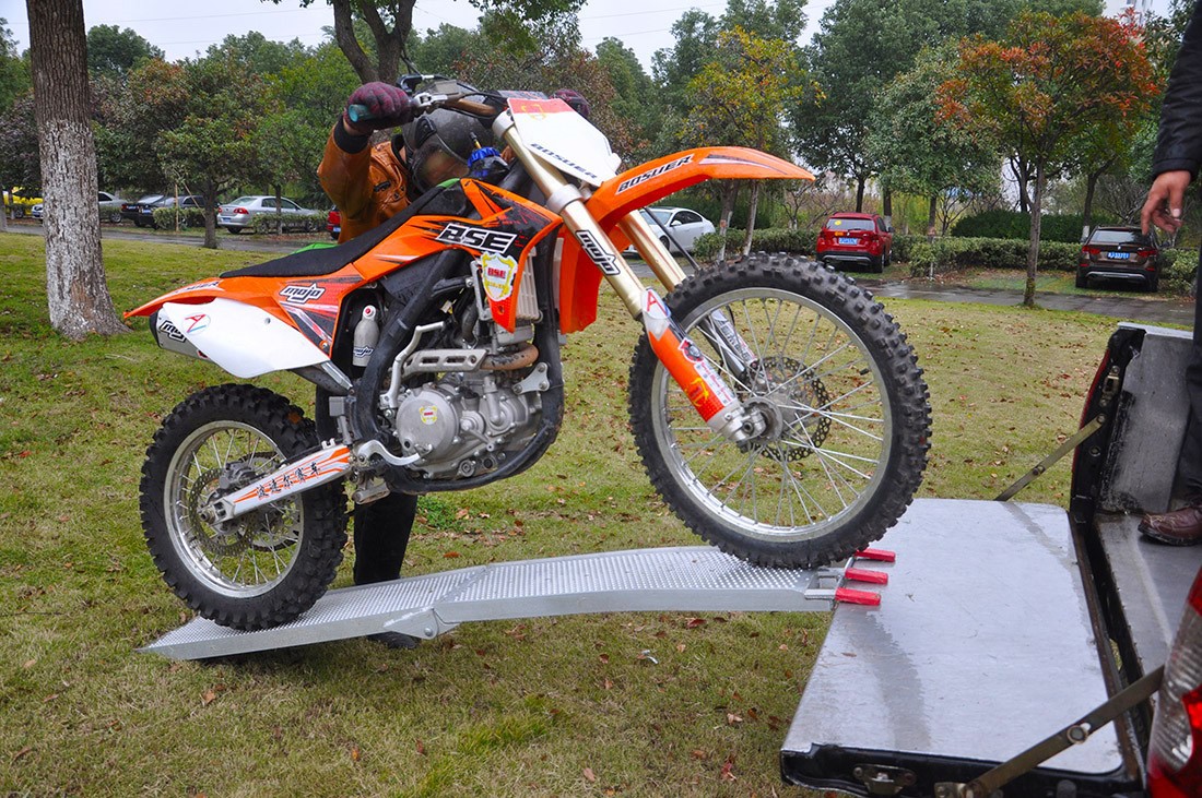 collapsible motorcycle ramp collapsible motorcycle ramp