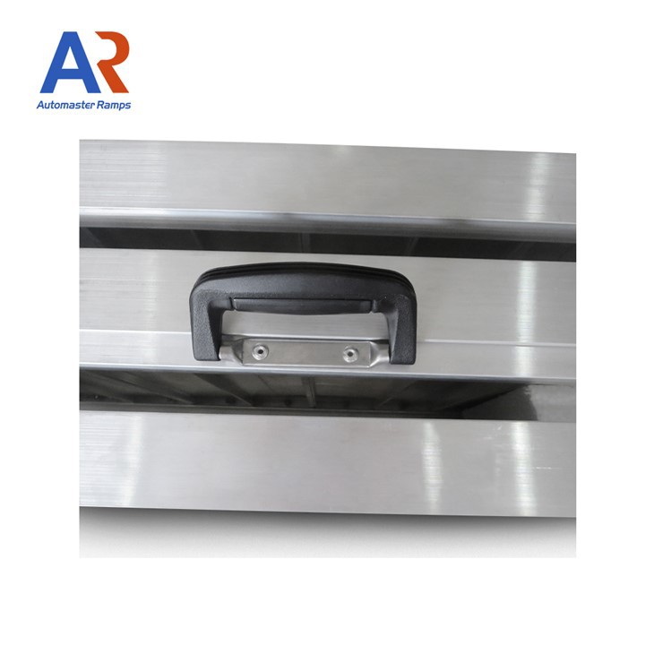 aluminum folding wheelchair ramp