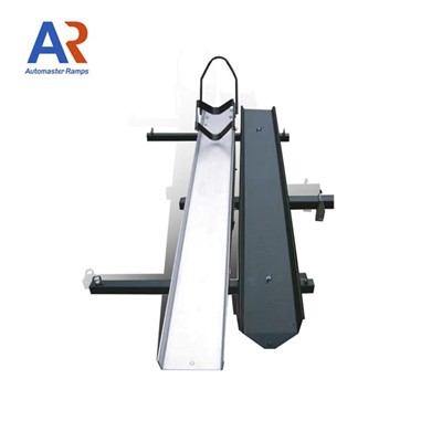 Motociklo kablys su rampa